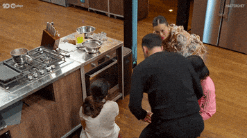 Andy Waiting GIF by MasterChefAU
