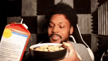 Yoisnoonie GIF