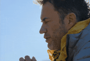 Silence Pray GIF by VaynerSpeakers