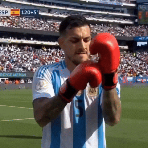 Argentina Paredes GIF