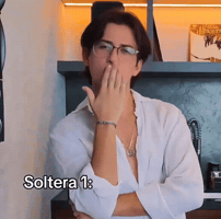 Alejandro Kiss GIF
