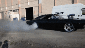 Challenger Srt GIFs - Find & Share on GIPHY