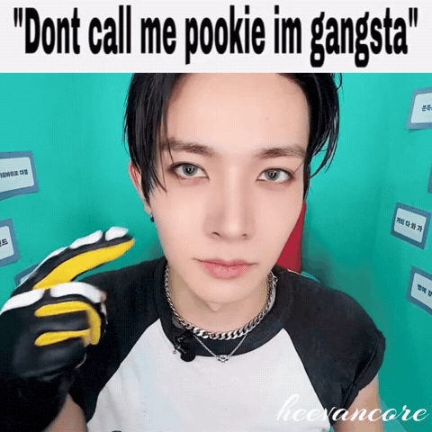 Evan Lee GIF