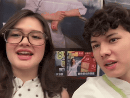 Couple Kish GIF