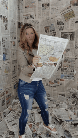 Announcing Breaking News GIF by Crissy Conner