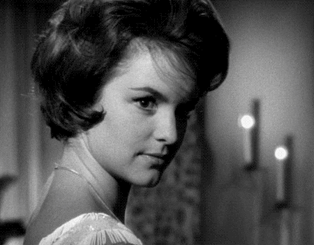 El Barn Del Terror GIFs - Get the best GIF on GIPHY