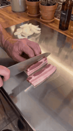 GIF