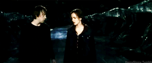 Ron Y Hermione Gifs Get The Best Gif On Giphy