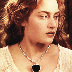 kate winslet queue GIF