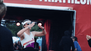 Happy Finish Line GIF by ChallengeRoth