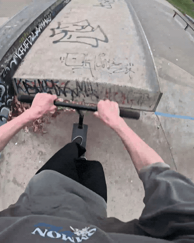 Jamesquiggin GIF