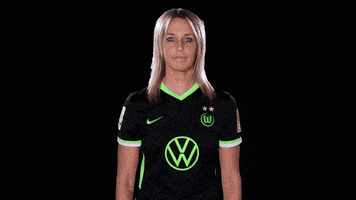Come Here Lena Goessling GIF by VfL Wolfsburg