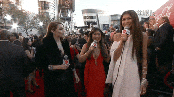 red carpet GIF by AMAs