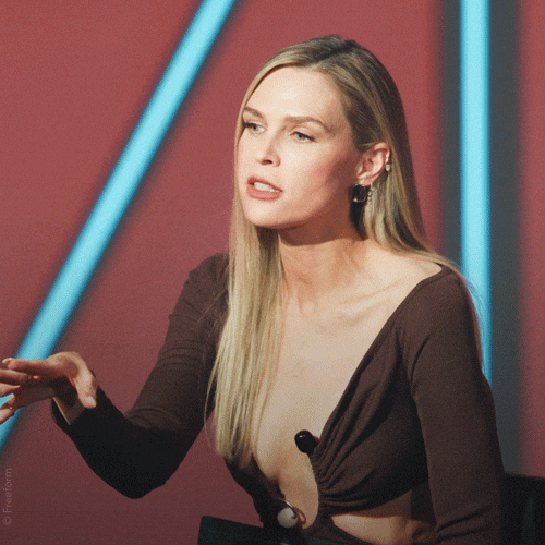 Season 21 Fashion GIF by Freeform