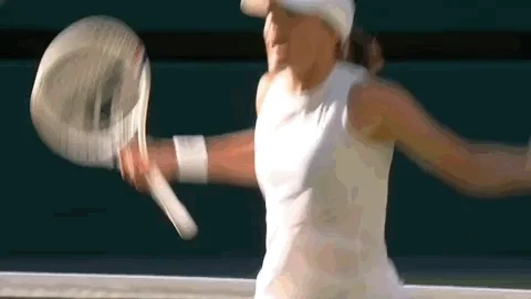 Iga Swiatek GIF