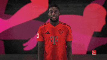 Fc Bayern Smile GIF by Bundesliga