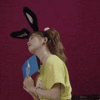 Billlie GIF