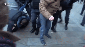 Police Arrest Protesters at Rally for Russians Facing Extremism Charges
