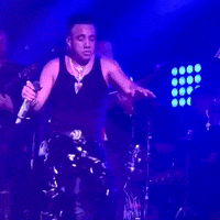 elvismartinezeljefe bailando bachata elvismartinez elvis martinez elvis funny GIF