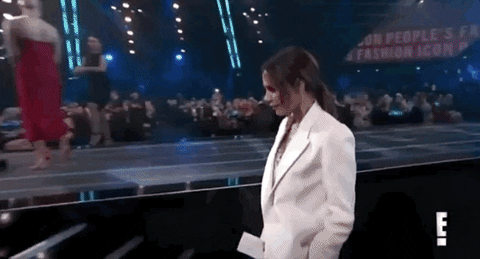 peoples choice awards pca GIF by E!