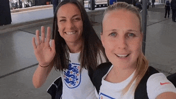 Beth Mead Hello GIF by Lionesses