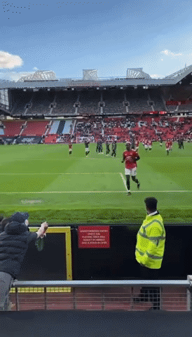 Pogba Brings Palestinian Flag Onto the Field
