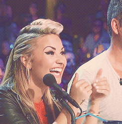 beauty queen GIF
