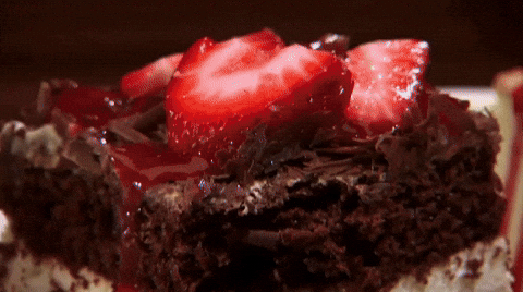 cucinatagliani giphyupload chocolate dessert strawberry GIF