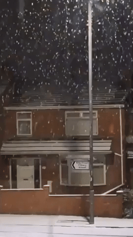 Snow in UK as Some Areas See Coldest November Night in Over a Decade