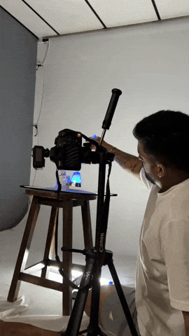 giphy.gif