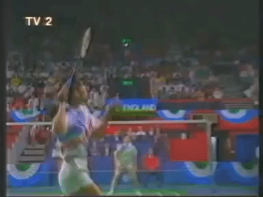 susi susanti badminton GIF