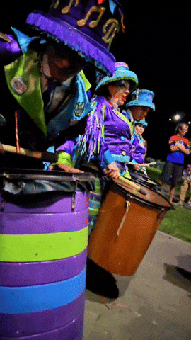 Carnaval Surdo GIF