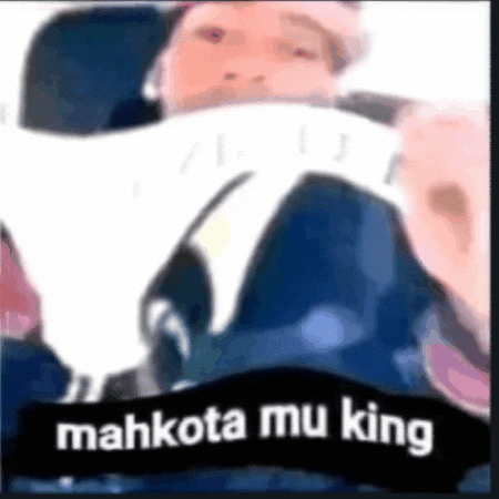 mariannewensesla giphygifmaker giphycreatortest mahkotamu king mariannewensesla GIF