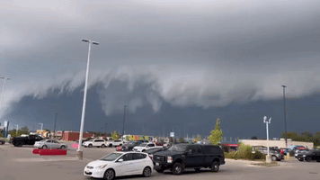 Ominous Shelf Cloud Looms Over Ontario Amid Thunderstorms