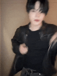 Leo GIF