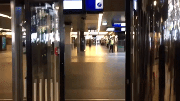 Amsterdam Station Cleared After Stabbing Incident Reported