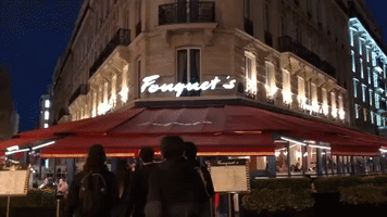 Pension Protesters Attempt to Storm Upscale Paris Restaurant