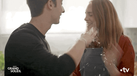 GIF by Un si grand soleil