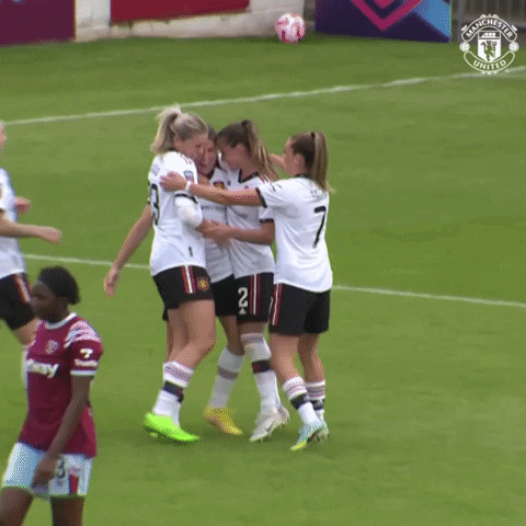 Leah Galton Alessia Russo GIF by Manchester United