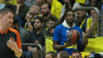 Real Madrid Dancing GIF by EuroLeague