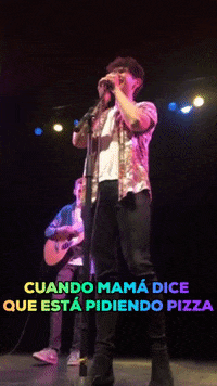 brittlestar pizza chile owen el comienzo GIF