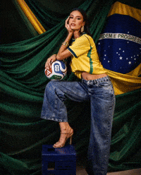 Miss Brasil Lara GIF