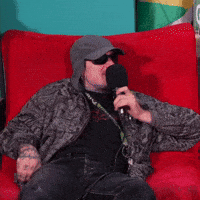 Podcast Simone GIF