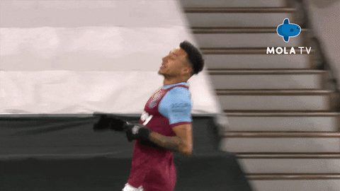 Happy Football GIF by MolaTV