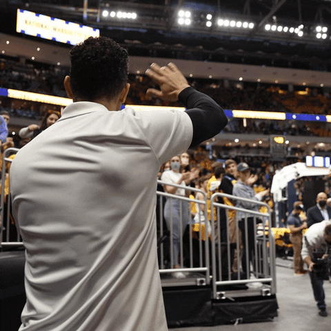 Golden Eagles Basketball GIF by Marquette Athletics