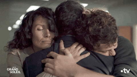 Arthur Hug GIF by Un si grand soleil