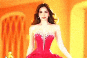 Miss Universe Ahtisa Manalo GIF