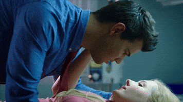 Fox Tv Kiss GIF by ScreamQueens