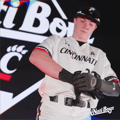 College Baseball GIF by Cincinnati Bearcats