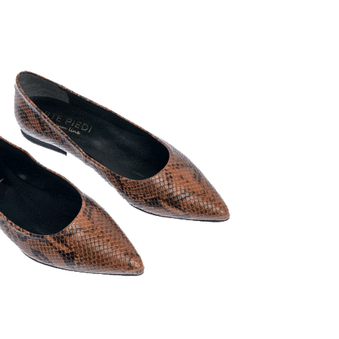 artepiedi giphyupload shoes pump flats Sticker